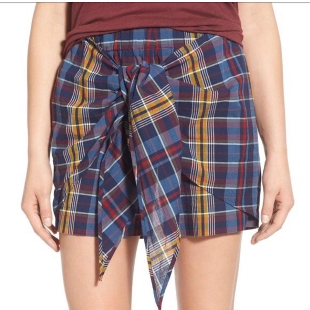 Madewell Lillian plaid blues red yellow tie cotton front pockets L skirt shorts